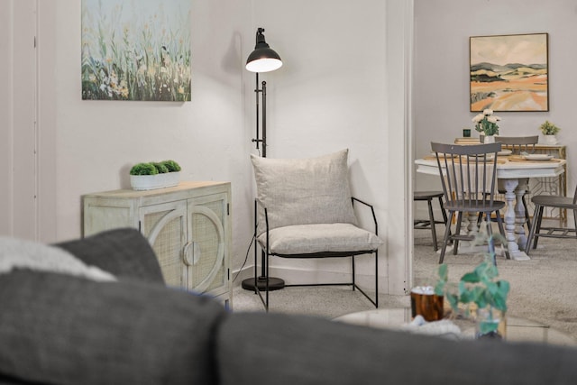 21552157 Butte St, Redding, CA 96003 - living area featuring baseboards