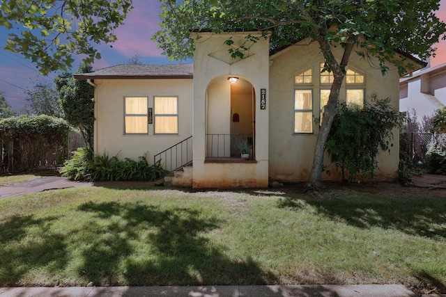 21552157 Butte St, Redding, CA 96003 - mediterranean / spanish home featuring stucco siding