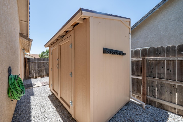 3388 Oak St, Anderson, CA 96007 - view of shed