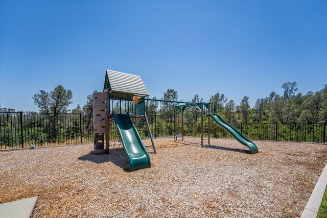 16520 Blarney Ln, Redding, CA 96001 - view of community jungle gym