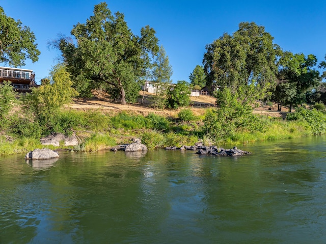 15460 China Rapids Dr, Red Bluff, CA 96080