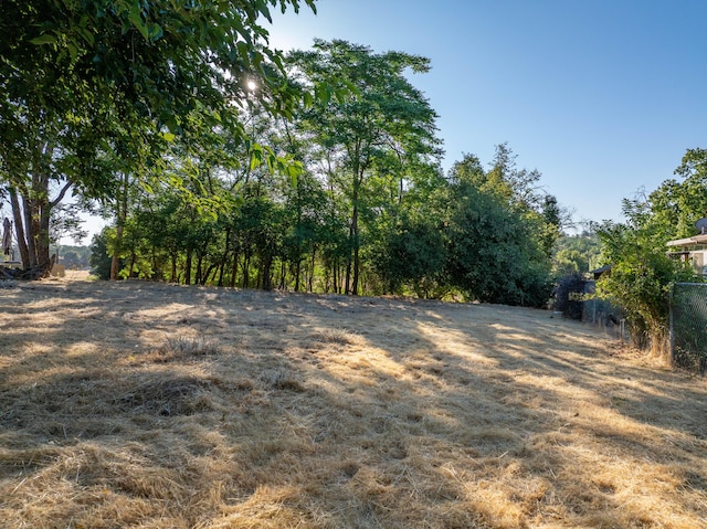 15460 China Rapids Dr, Red Bluff, CA 96080