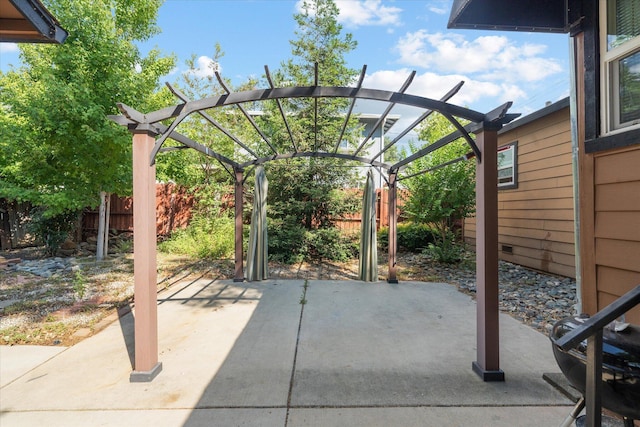 678 W St, Redding, CA 96001 - view of patio / terrace featuring a pergola