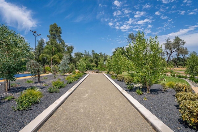 19580 Mockingbird Ln, Redding, CA 96002 - view of home's community featuring a game area