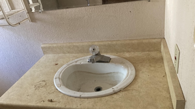 770 Day Rd, Mcarthur, CA 96056 - bathroom view of a textured wall