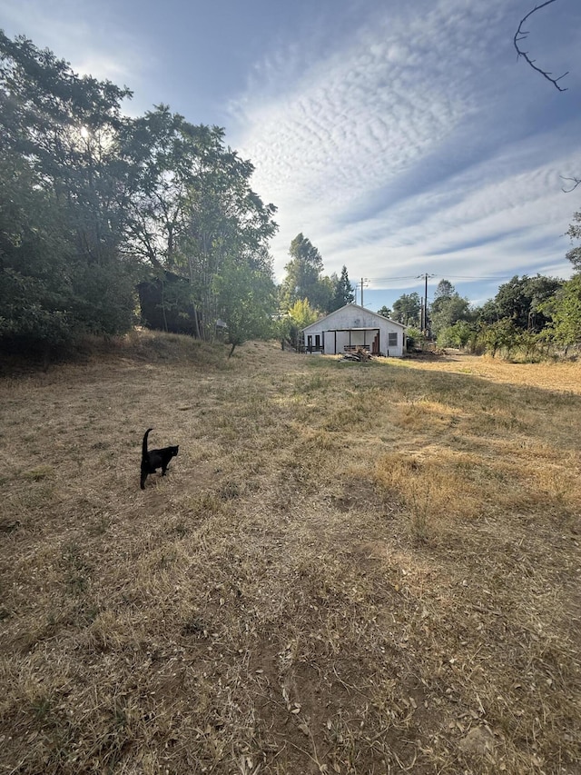 3400 Beacon Dr, Anderson, CA 96007 - view of yard featuring a rural view