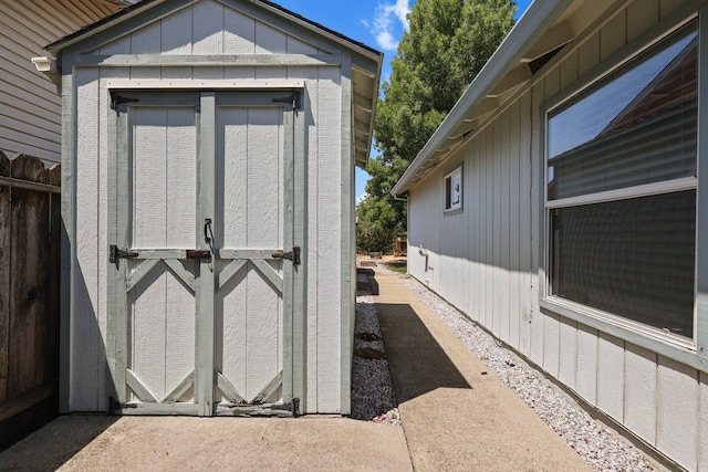 1870 Trumpet Dr, Redding, CA 96003 - view of shed
