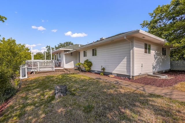 1575 Fig Ave, Redding, CA 96001 - rear view of house with a yard