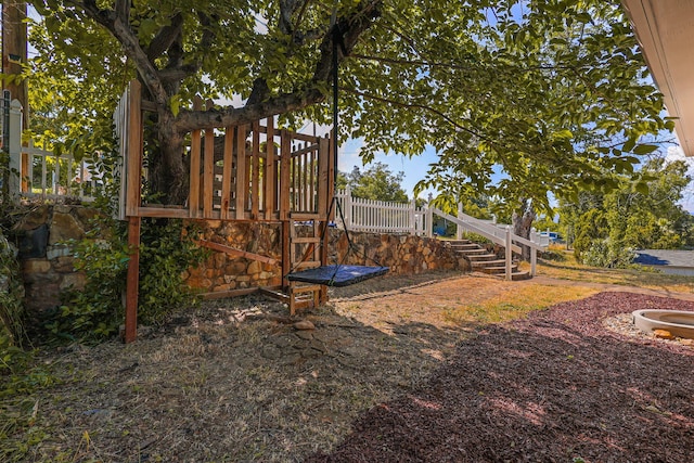 1575 Fig Ave, Redding, CA 96001 - view of yard featuring stairway