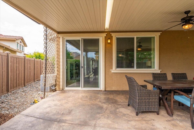 691 Rivercrest Pkwy, Redding, CA 96002 - view of patio with ceiling fan and outdoor dining space