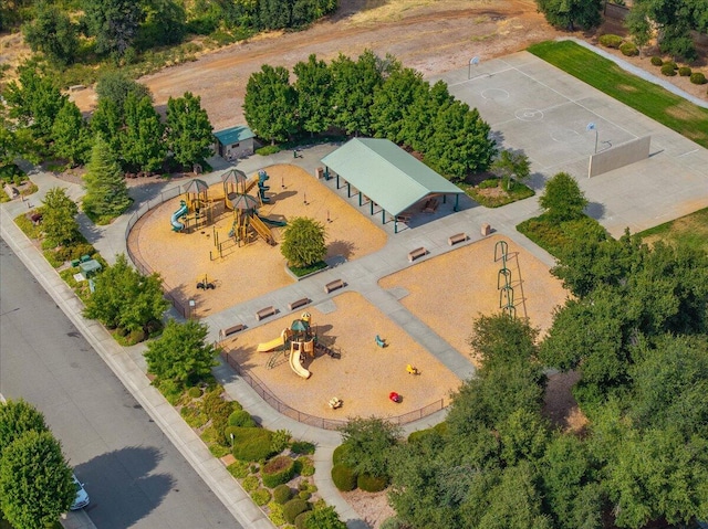 691 Rivercrest Pkwy, Redding, CA 96002 - drone / aerial view of a community park