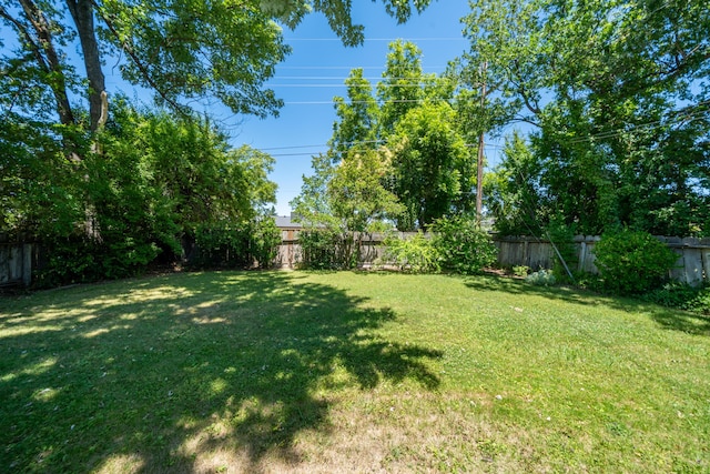 2076 Merle Dr, Redding, CA 96001 - view of fenced backyard