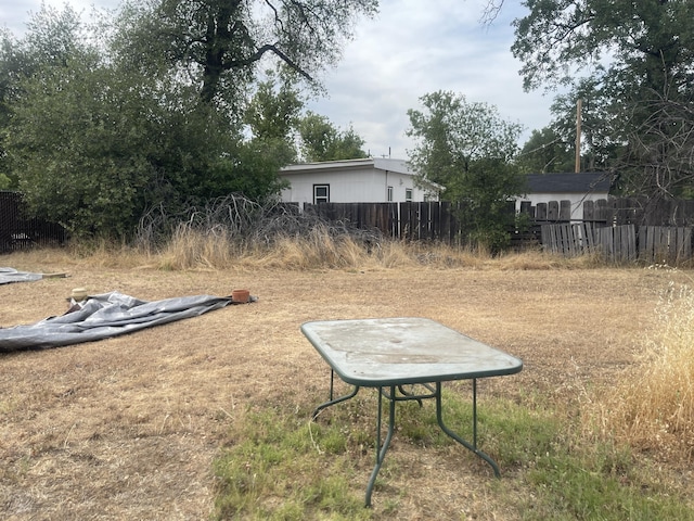 1110 Dusty Ln, Redding, CA 96002 - view of yard