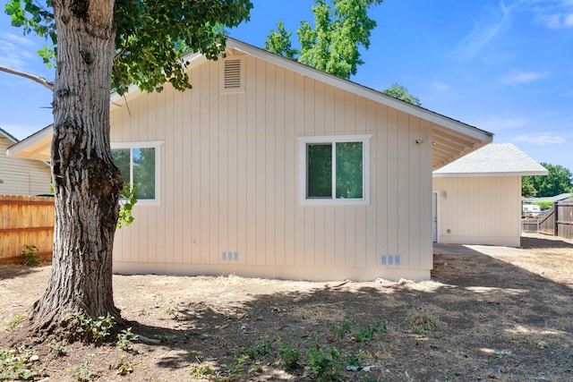 2445 Toyon St, Anderson, CA 96007 - back of house