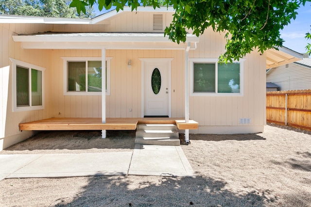 2445 Toyon St, Anderson, CA 96007 - entrance to property