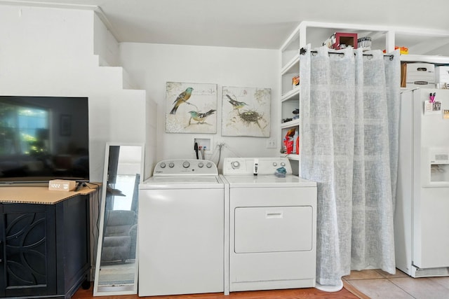 1448 Carter Way, Redding, CA 96002 - laundry area with independent washer and dryer