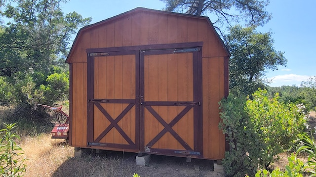 000 Backbone Rd, Bella Vista, CA 96008