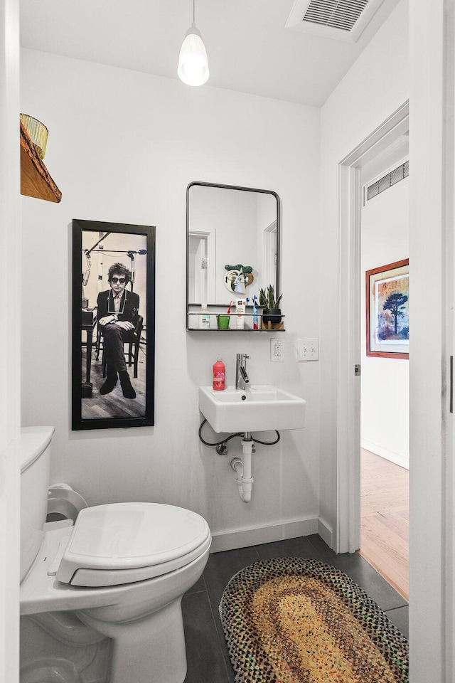 3540 Scenic Dr, Redding, CA 96001 - bathroom featuring toilet and tile patterned floors