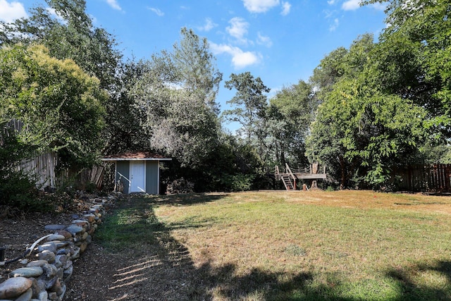 2920 Pioneer Dr, Redding, CA 96001 - view of yard with a storage unit