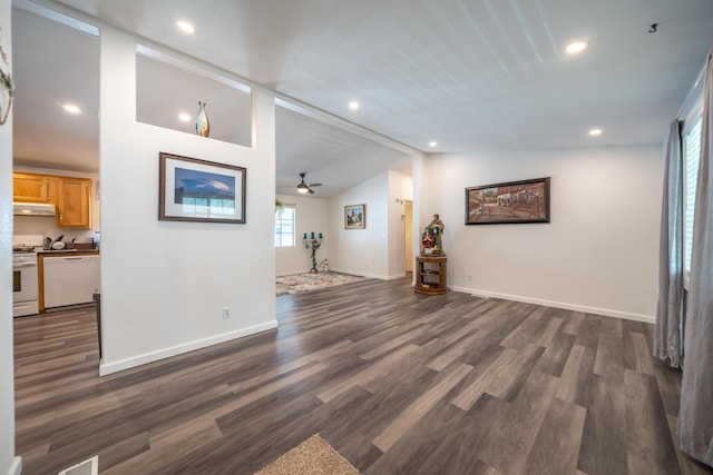3304 Shasta Dam Blvd Unit 173, Shasta Lake, CA 96019 - unfurnished living room featuring dark wood finished floors, lofted ceiling, recessed lighting, and a ceiling fan