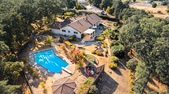 14480 Warren Ave, Red Bluff, CA 96080 - aerial view of property and surrounding area featuring a pool