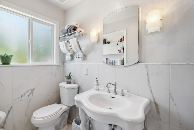 14480 Warren Ave, Red Bluff, CA 96080 - bathroom with tile walls and toilet
