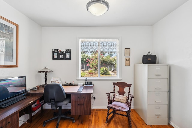 14480 Warren Ave, Red Bluff, CA 96080 - office space featuring wood finished floors and baseboards