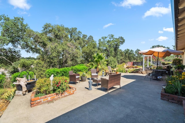 14480 Warren Ave, Red Bluff, CA 96080 - view of patio featuring outdoor dining area
