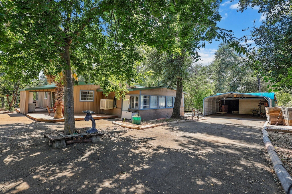 18405 Phyllis Rd, Cottonwood, CA 96022 - photo 1