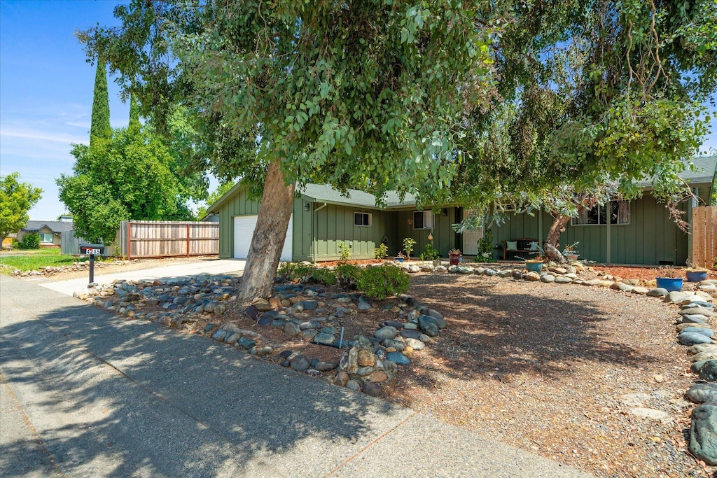 4215 Oro St, Redding, CA 96001 - photo 1