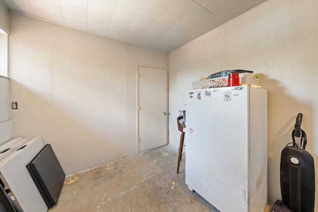 4215 Oro St, Redding, CA 96002 - interior space with concrete flooring