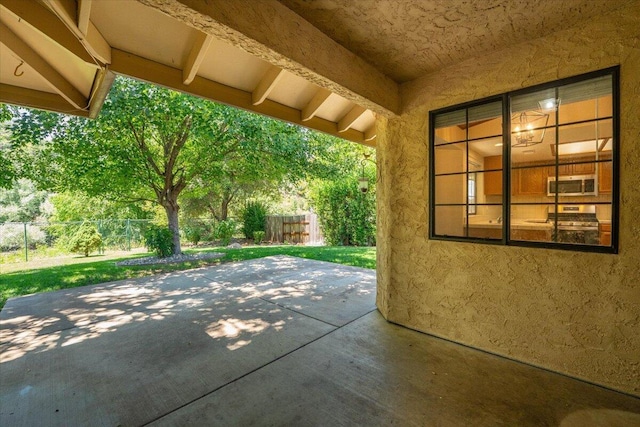 3628 Somerset Ave, Redding, CA 96002 - view of patio