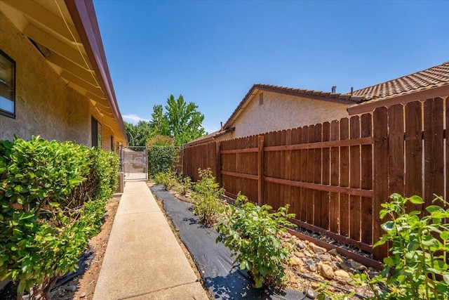 3628 Somerset Ave, Redding, CA 96002 - view of yard with a gate