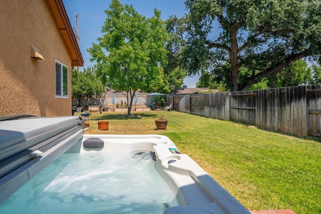2236 Lonigan Ct, Redding, CA 96001 - fenced backyard featuring a hot tub