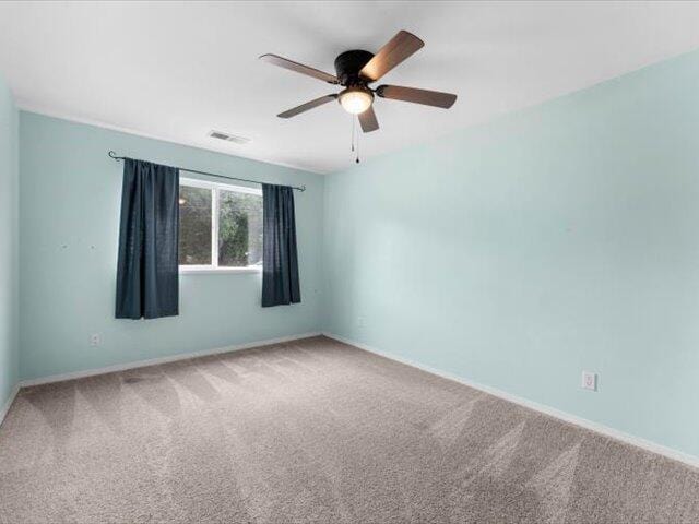 15540 China Rapids Dr, Red Bluff, CA 96080 - unfurnished room featuring carpet floors and a ceiling fan