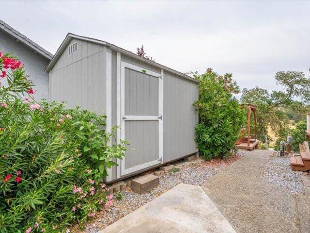 15540 China Rapids Dr, Red Bluff, CA 96080 - view of shed