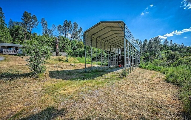 21657 W Elk Trl, Redding, CA 96003 - view of outbuilding featuring a carport