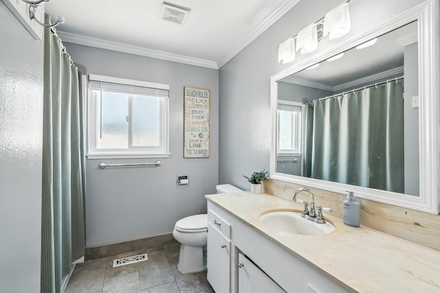 3442 Thomas Ave, Anderson, CA 96007 - bathroom with vanity, crown molding, and a shower with shower curtain