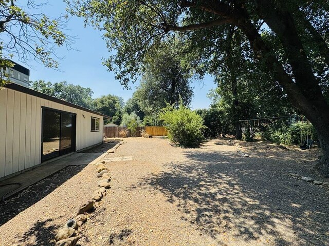 1063 Belcrest Dr, Redding, CA 96003 - photo 26