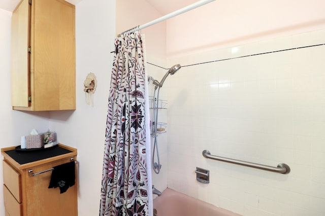 3283 Middleton Ln, Redding, CA 96002 - full bathroom with shower / bath combination with curtain