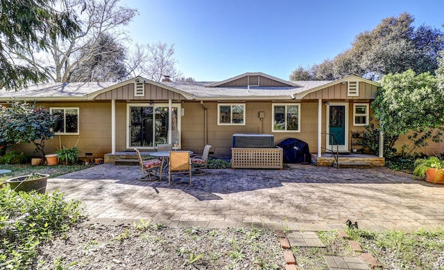 3283 Middleton Ln, Redding, CA 96002 - rear view of property with a patio
