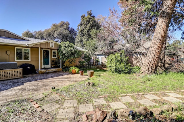 3283 Middleton Ln, Redding, CA 96002 - view of yard with a patio area
