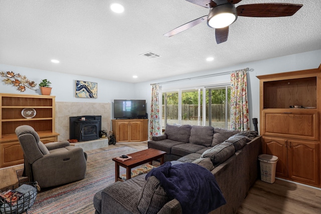318 Newport Dr, Redding, CA 96001 - photo 4