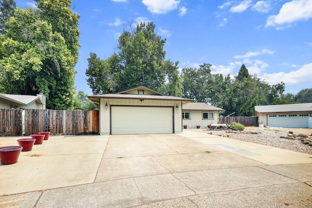 318 Newport Dr, Redding, CA 96001 - photo 25