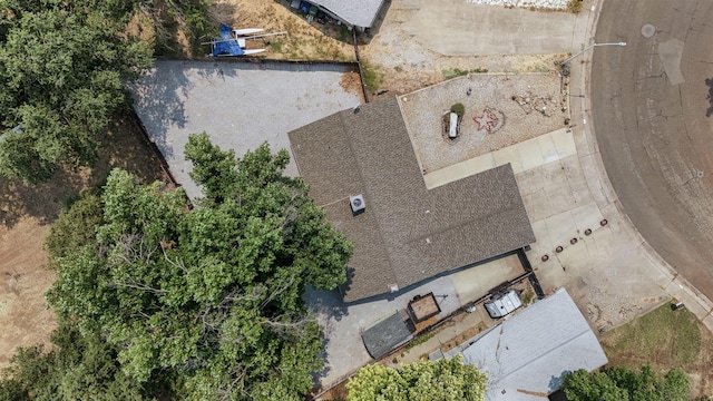 318 Newport Dr, Redding, CA 96001 - photo 27