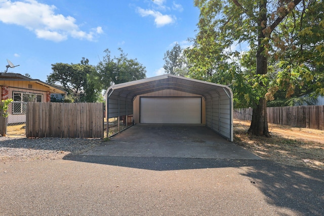 4100 Fort Peck St, Shasta Lake, CA 96019 - garage featuring a detached garage