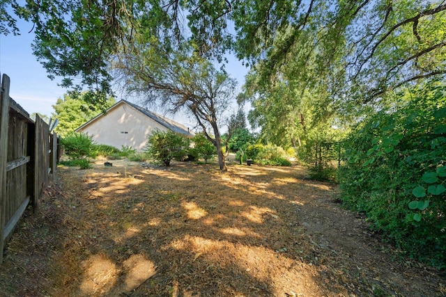 2790 Citrine Ave, Redding, CA 96001 - view of yard