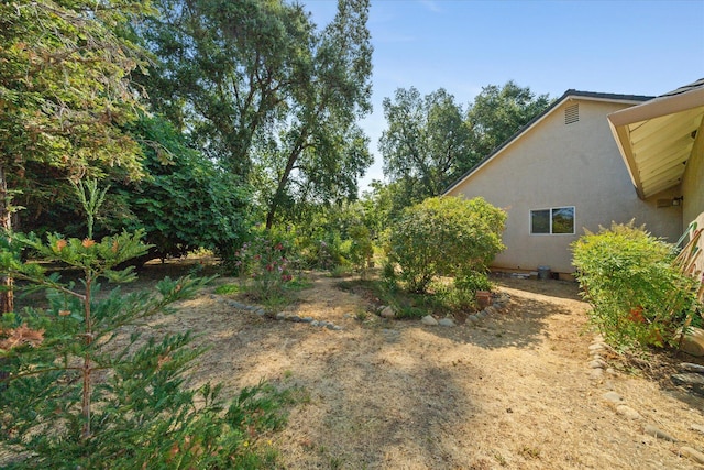 2790 Citrine Ave, Redding, CA 96001 - view of yard