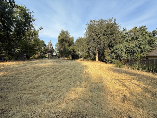 3293 Middleton Ln, Redding, CA 96002