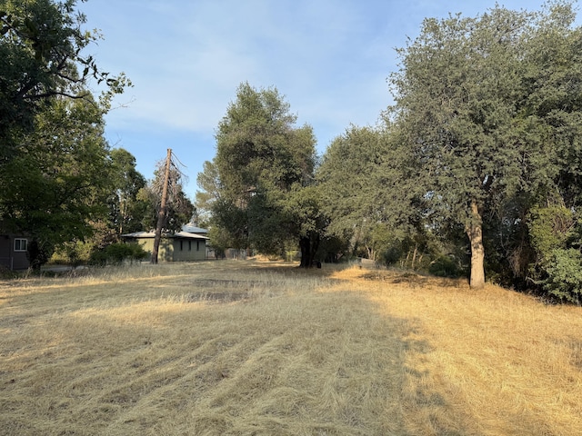 3293 Middleton Ln, Redding, CA 96002